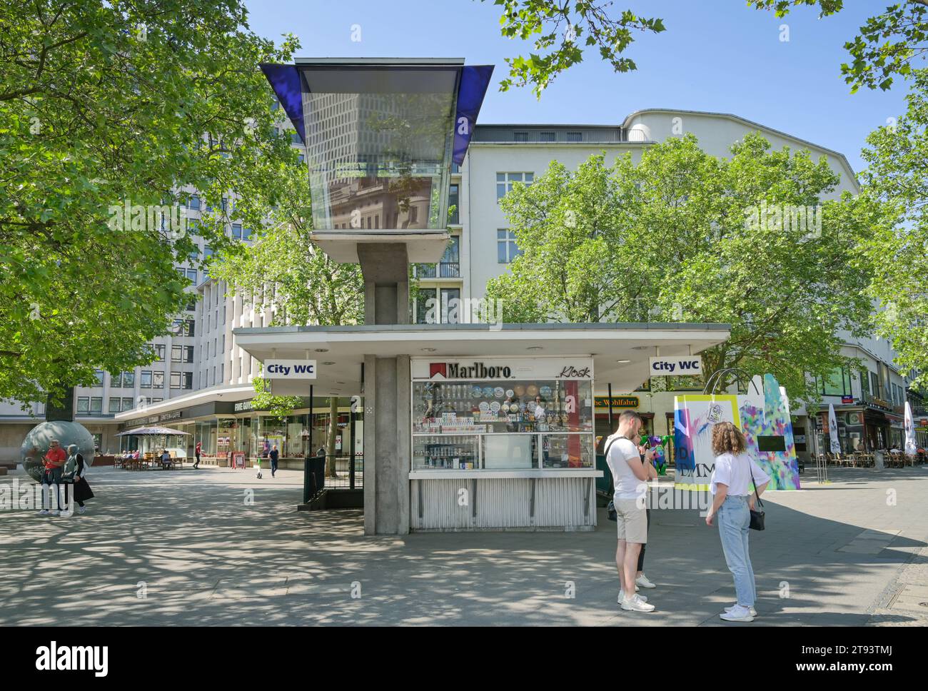 Historische Verkehrskanzel, Kiosk, Kurfürstendamm, Joachimsthaler Platz ...