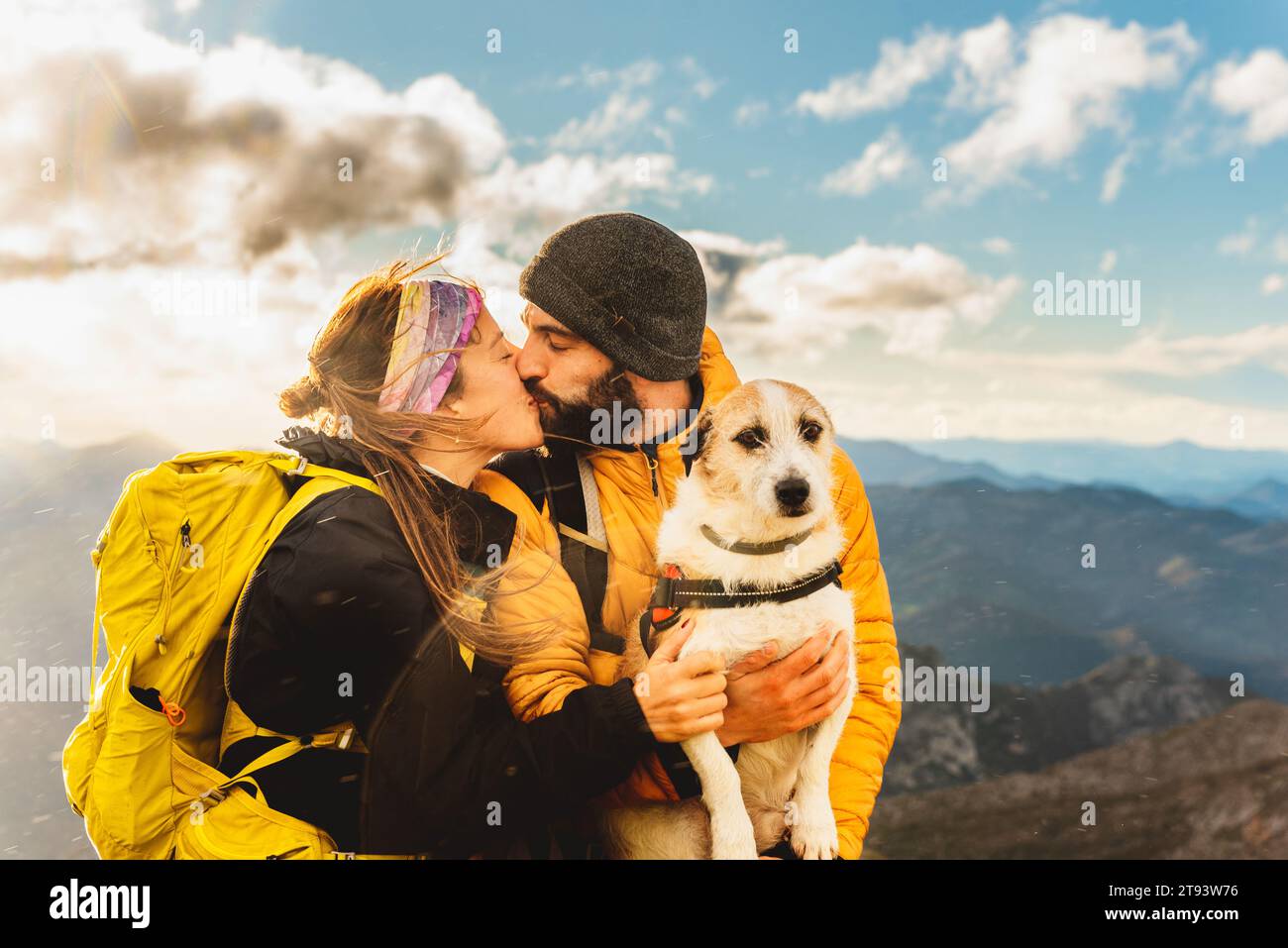 Couple hikers doing trekking hi-res stock photography and images - Alamy
