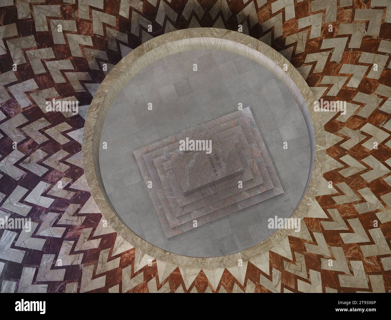 Looking down in the voortrekker monument, a symbolic tomb can be seen with the words 'Us for you South Africa'. Pretoria, Gauteng, South Africa Stock Photo