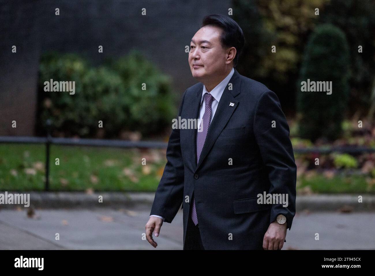 Downing Street, London, UK. 22nd November 2023.  The President of the Republic of Korea, His Excellency Yoon Suk Yeol, arriving in Downing Street, to meet British Prime Minister, Rishi Sunak. Photo by Amanda Rose/Alamy Live News Stock Photo