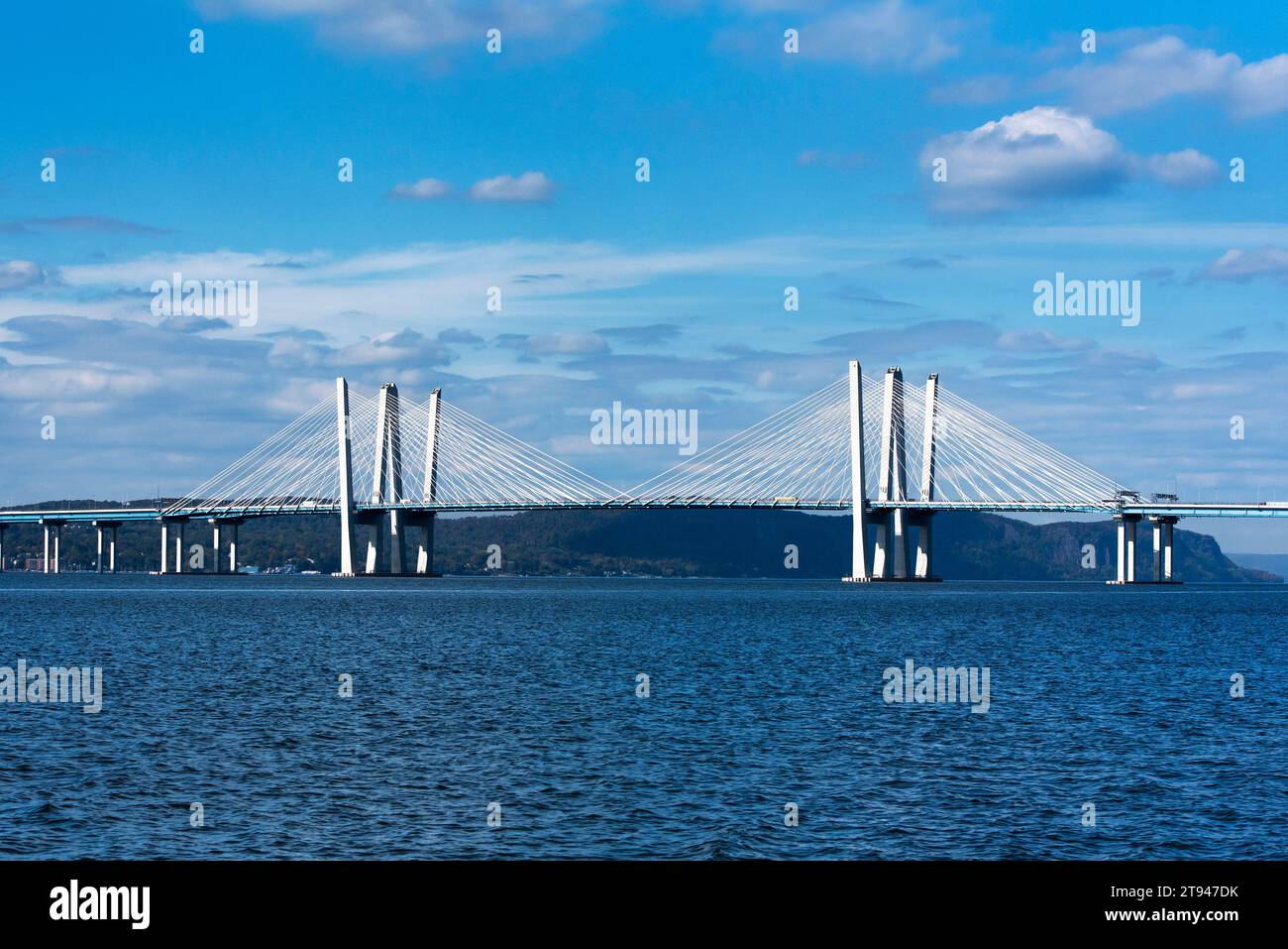 Governor Mario Cuomo Bridge Stock Photo - Alamy