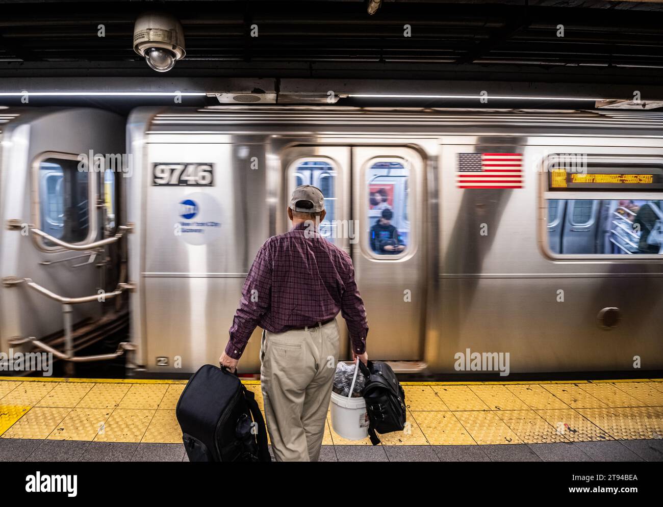 Subway new york city 2023 hi-res stock photography and images - Alamy