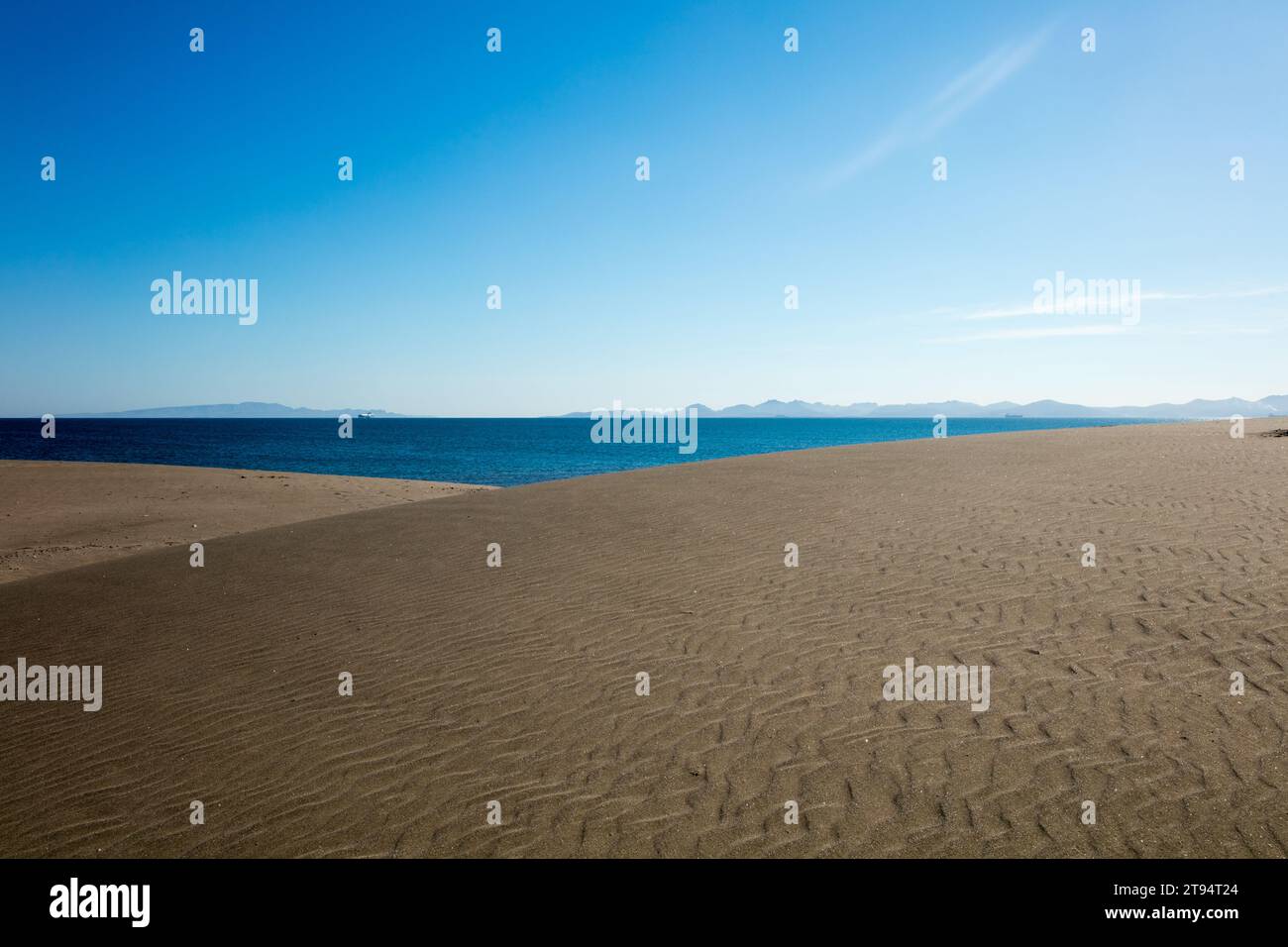 Dunes of El Mogote in La Paz, with the Gulf of California in the background, Baja California Sur, Mexico Stock Photo