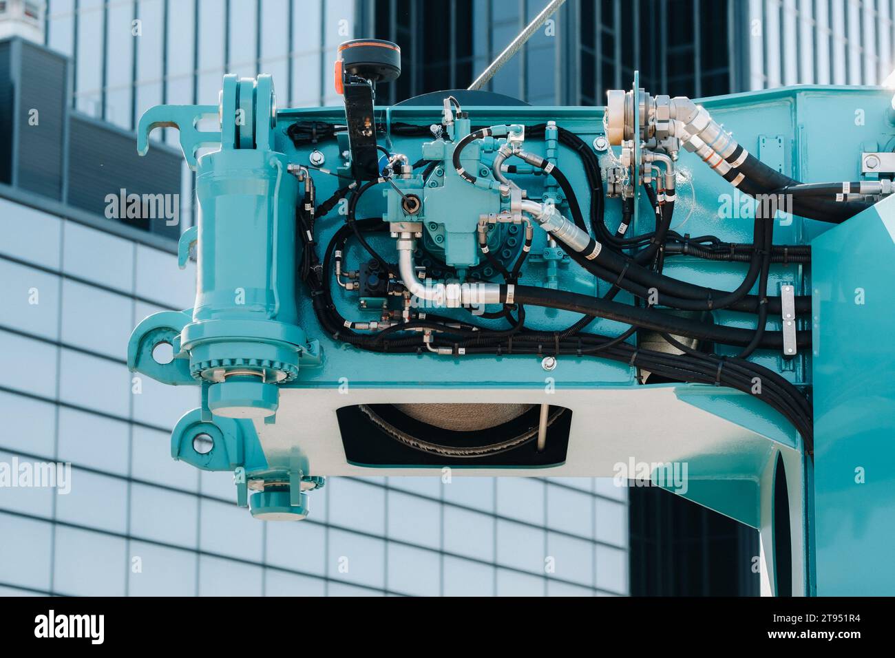 Hydraulic crane engine.The control system of the crane engine.Lifting ...