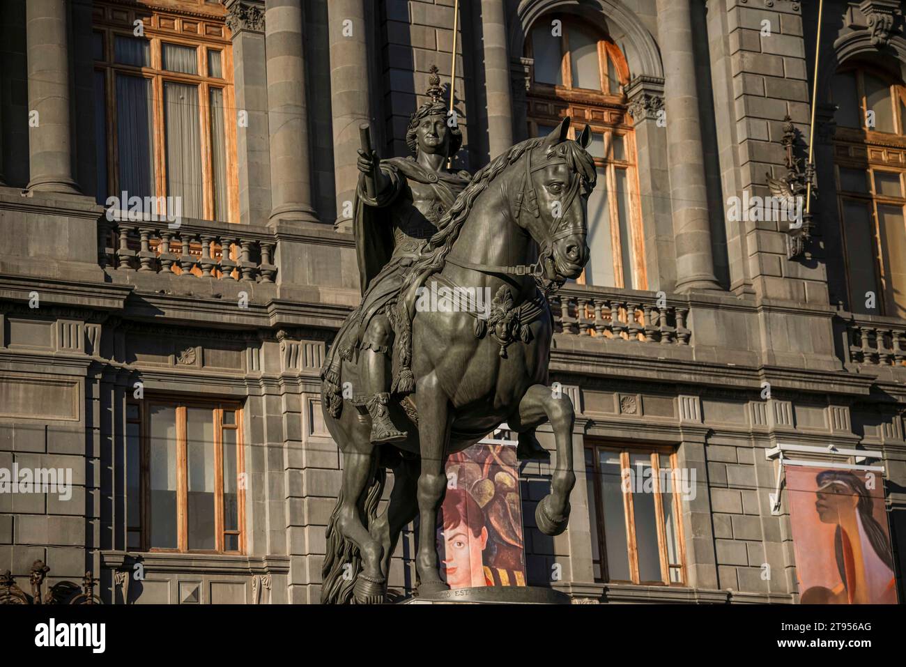 Museo nacional de obras de arte hi-res stock photography and images - Alamy