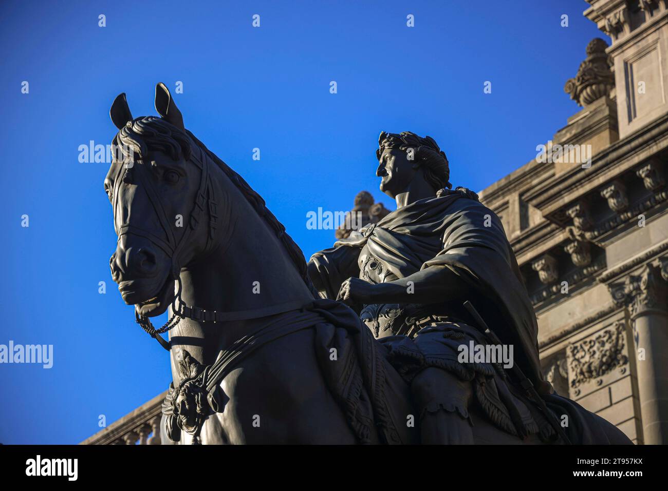 Statue de charles iv hi-res stock photography and images - Alamy