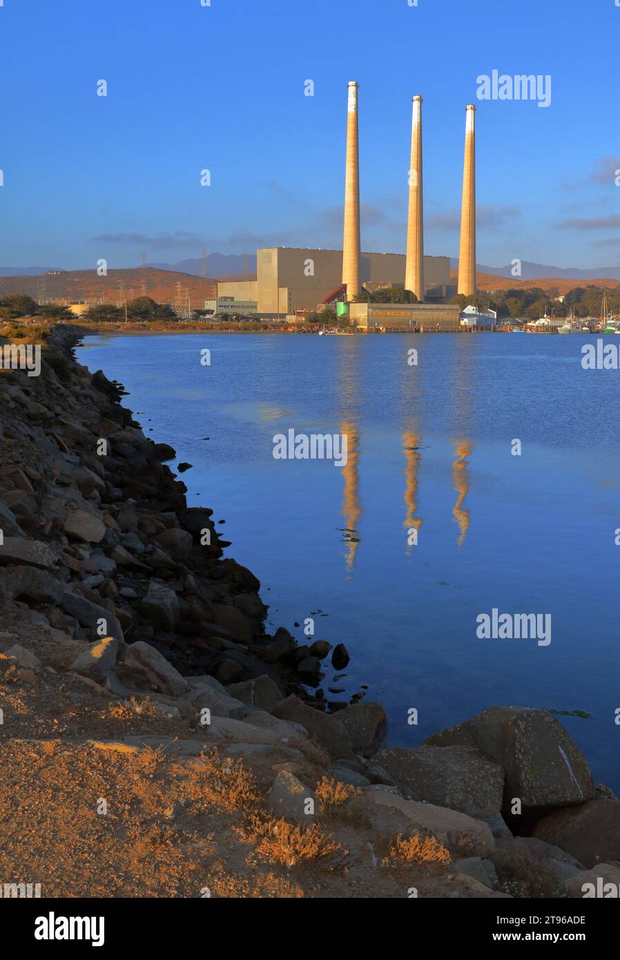 Morro bay power plant hi-res stock photography and images - Alamy
