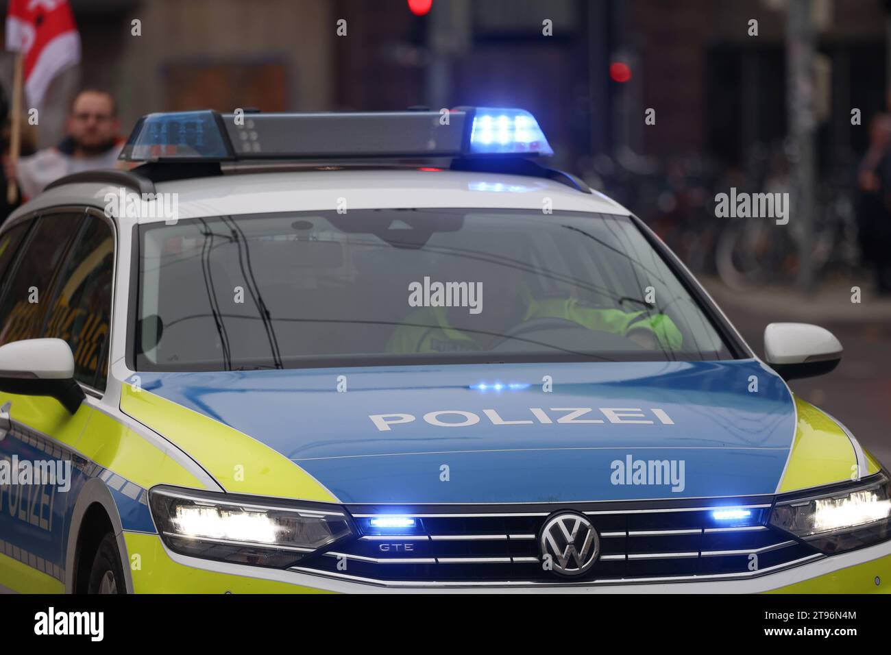 Blaulicht news hi-res stock photography and images - Page 3 - Alamy
