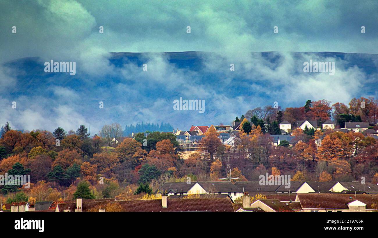 Glasgow, Scotland, UK. 23rd November, 2023. UK Weather Rain saw clouds