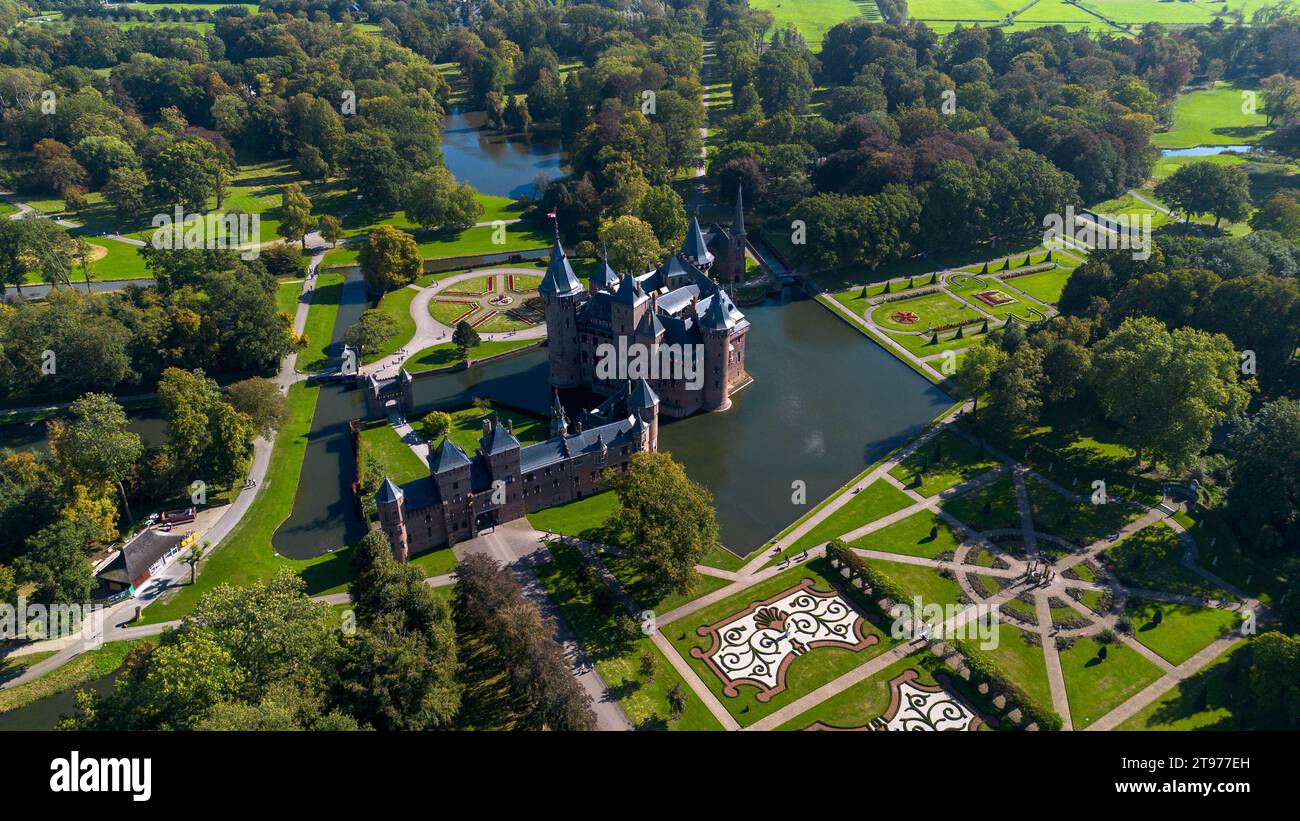 Top view of the largest castle in the Netherlands, De Haar. A beautiful quadcopter flight over the castle, the park and the water moat around the cast Stock Photo