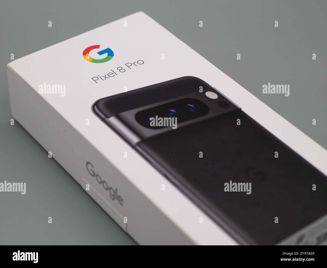 Pixel 8 pro box hi-res stock photography and images - Alamy Pixel 8 pro box hi-res stock photography and images - Alamy