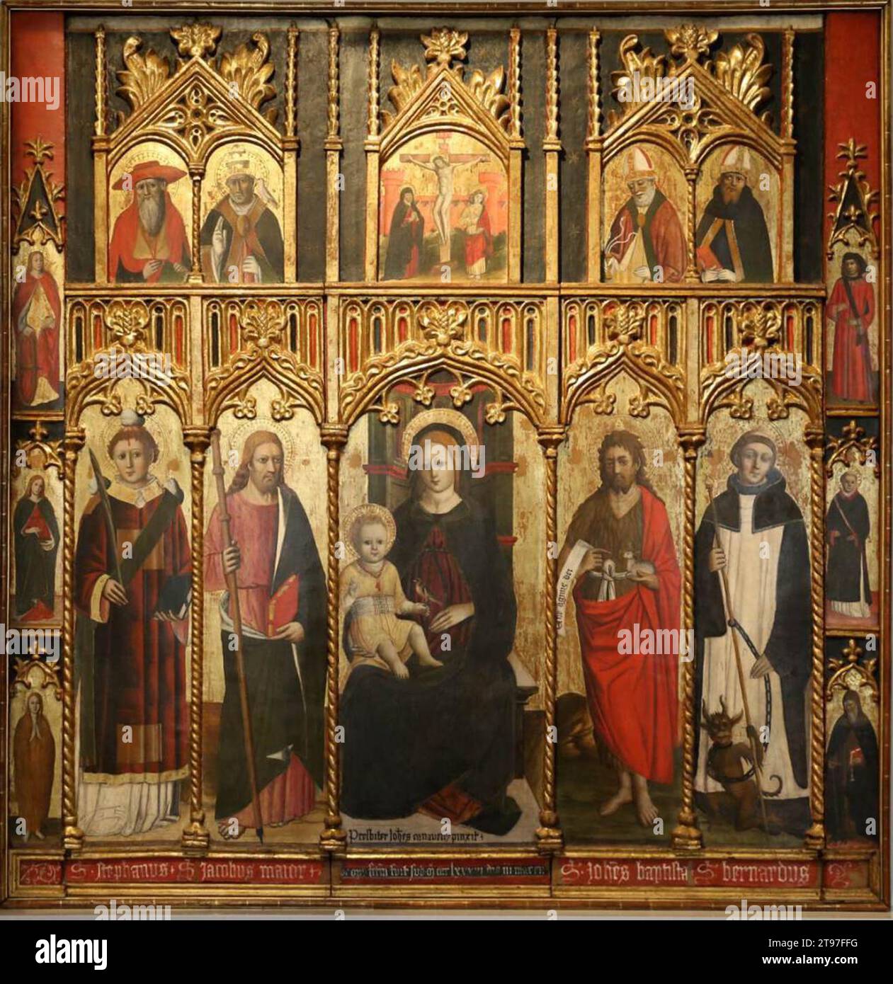 Padua cathedral baptistery interior frescoes, image size:1261x1390