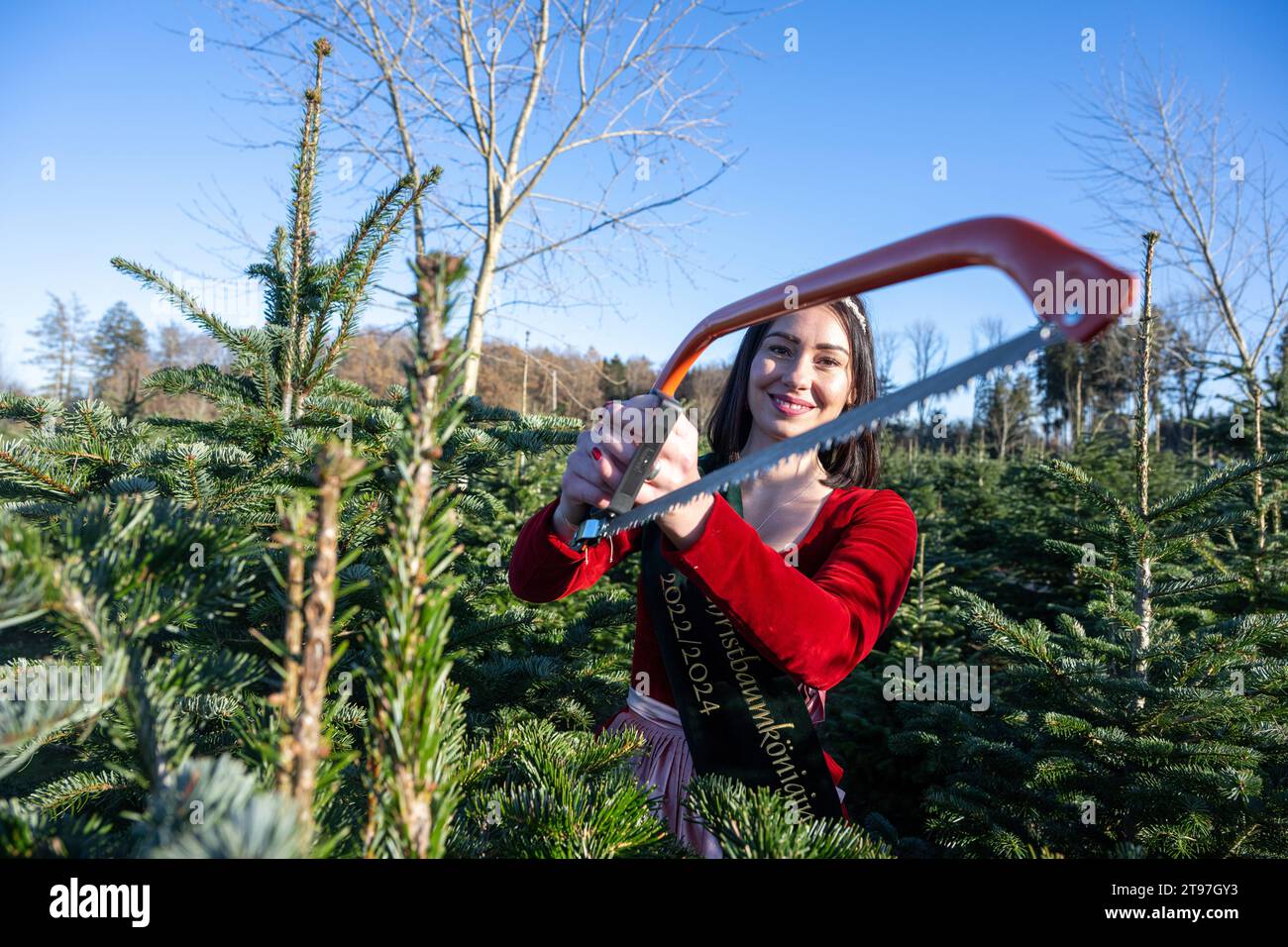 Kissing, Germany. 23rd Nov, 2023. Sophia Adlberger, Bavarian Christmas