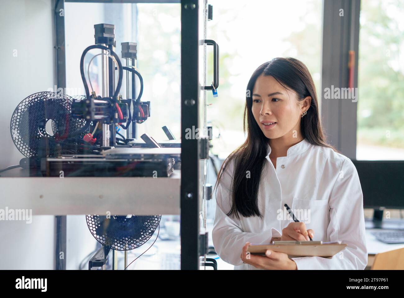 Machine intelligence laboratory hi-res stock photography and images - Alamy