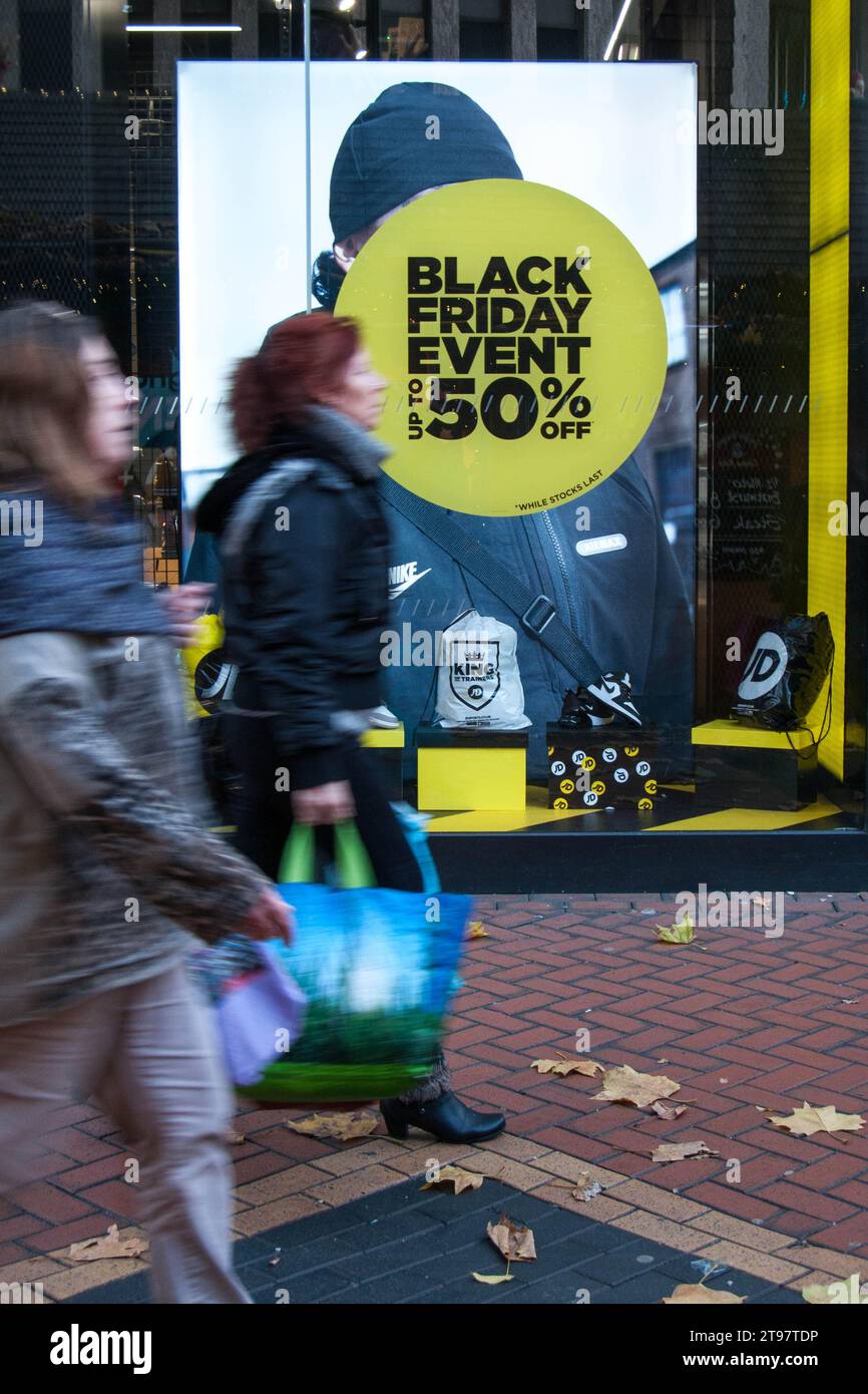 New Street, Birmingham November 23rd 2023 - Savvy shoppers in Birmingham's city centre get early Black Friday deals in before the rush on Friday. Pic by Credit: Stop Press Media/Alamy Live News Stock Photo