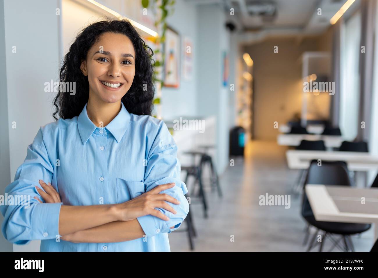 Inviting arms hi-res stock photography and images - Alamy