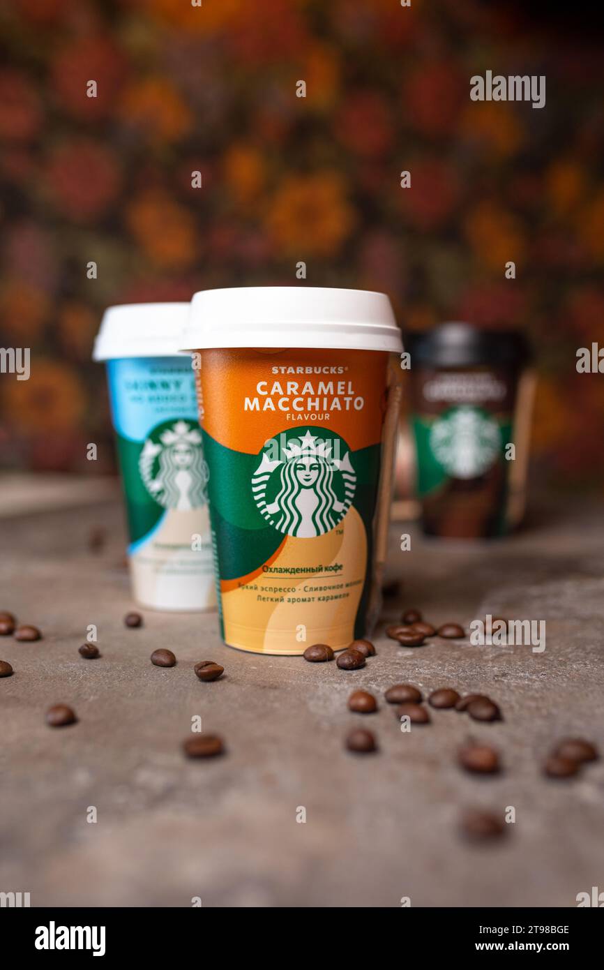 Starbucks coffee cup sizes hi-res stock photography and images - Alamy