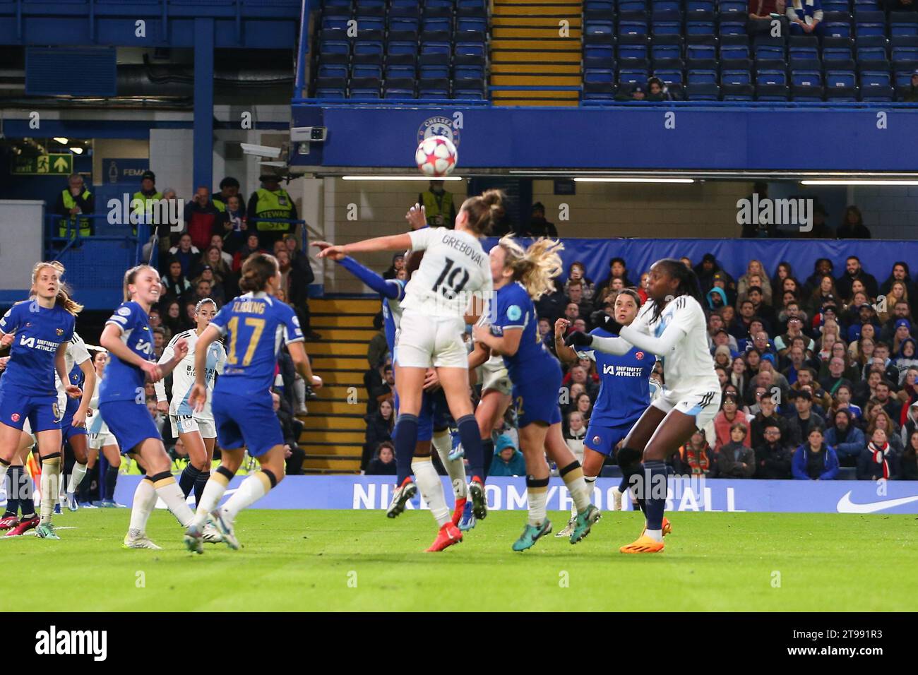 23rd November 2023; Stamford Bridge, London, England: UEFA Womens Champions League Football, Chelsea versus Paris FC Feminines; A looping header by Thea Greboval of Paris FC from a corner scores in the 38th minute for 1-1. Credit: Action Plus Sports Images/Alamy Live News Stock Photo