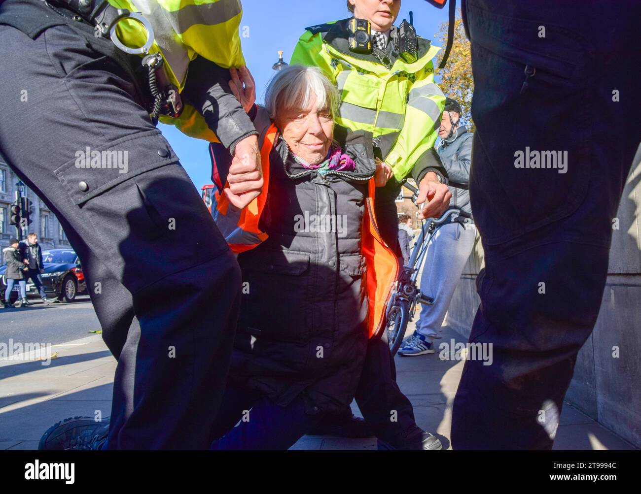 Police handcuffing arresting handcuffs hi-res stock photography and ...