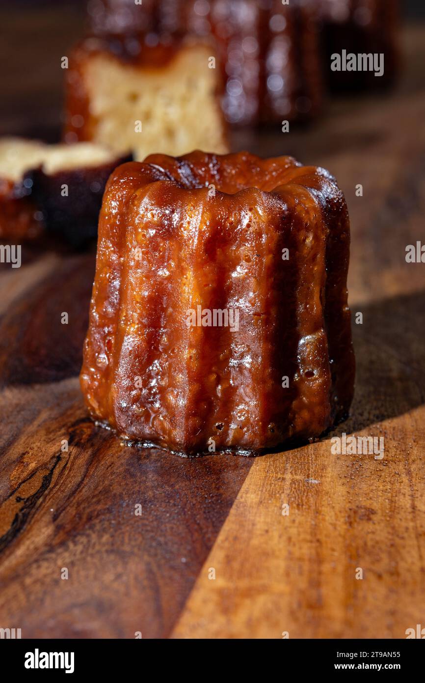 Canele, French pastry flavored with rum and vanilla, soft and tender