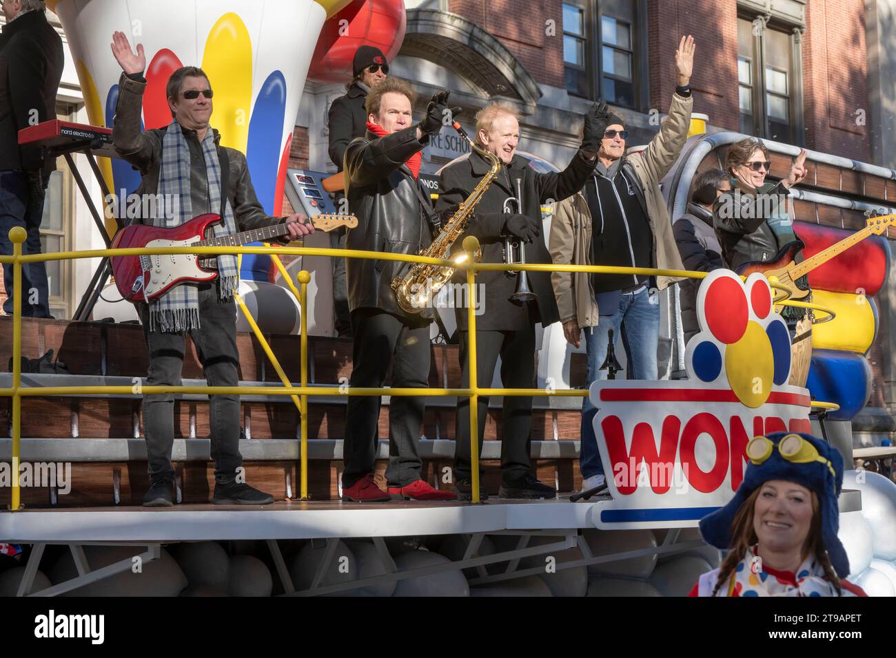 New York, United States. 23rd Nov, 2023. Chicago band members ride The Wondership float during the Macy's Annual Thanksgiving Day Parade in New York City. Credit: SOPA Images Limited/Alamy Live News Stock Photo