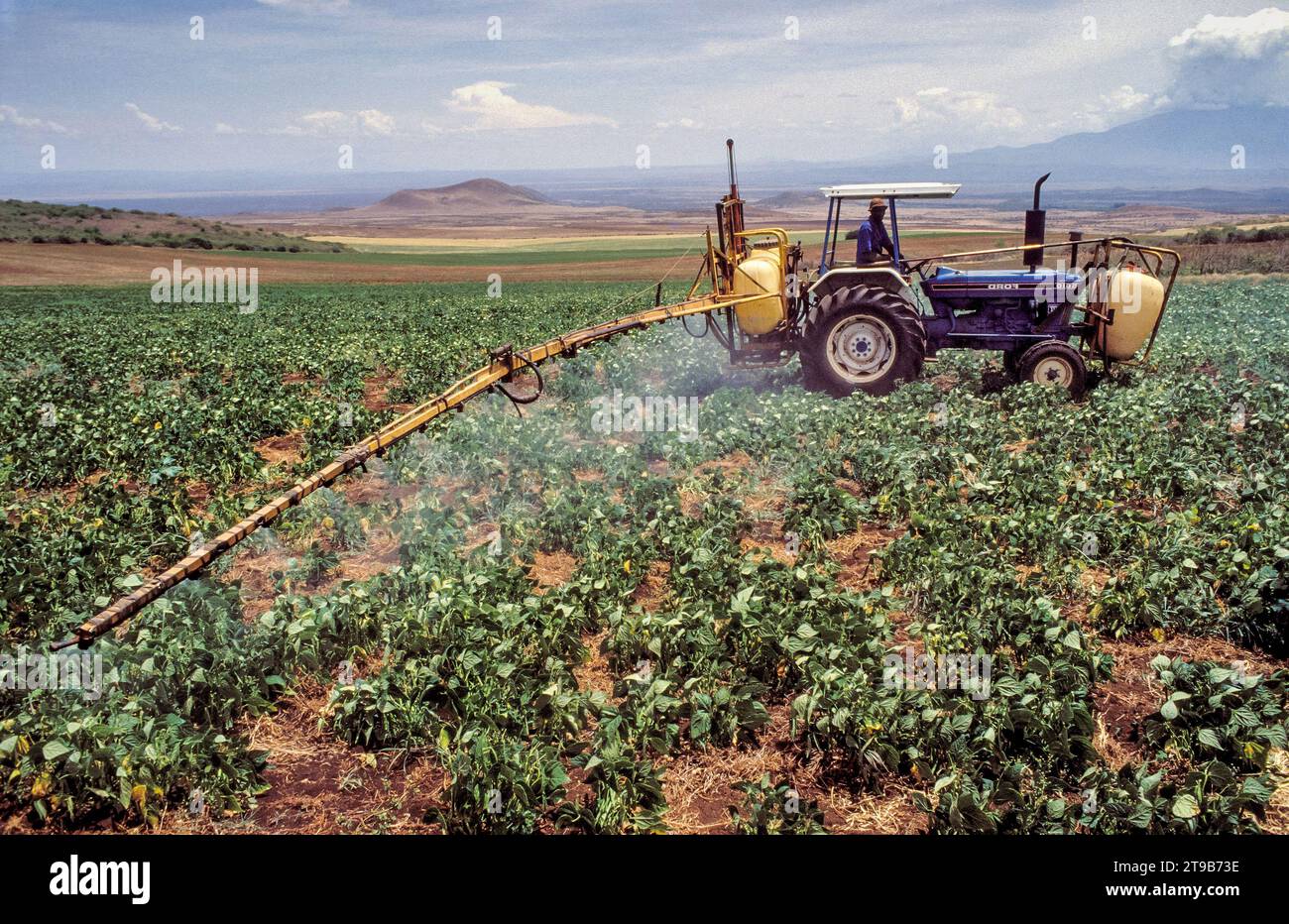 Spraying poison africa hi-res stock photography and images - Alamy
