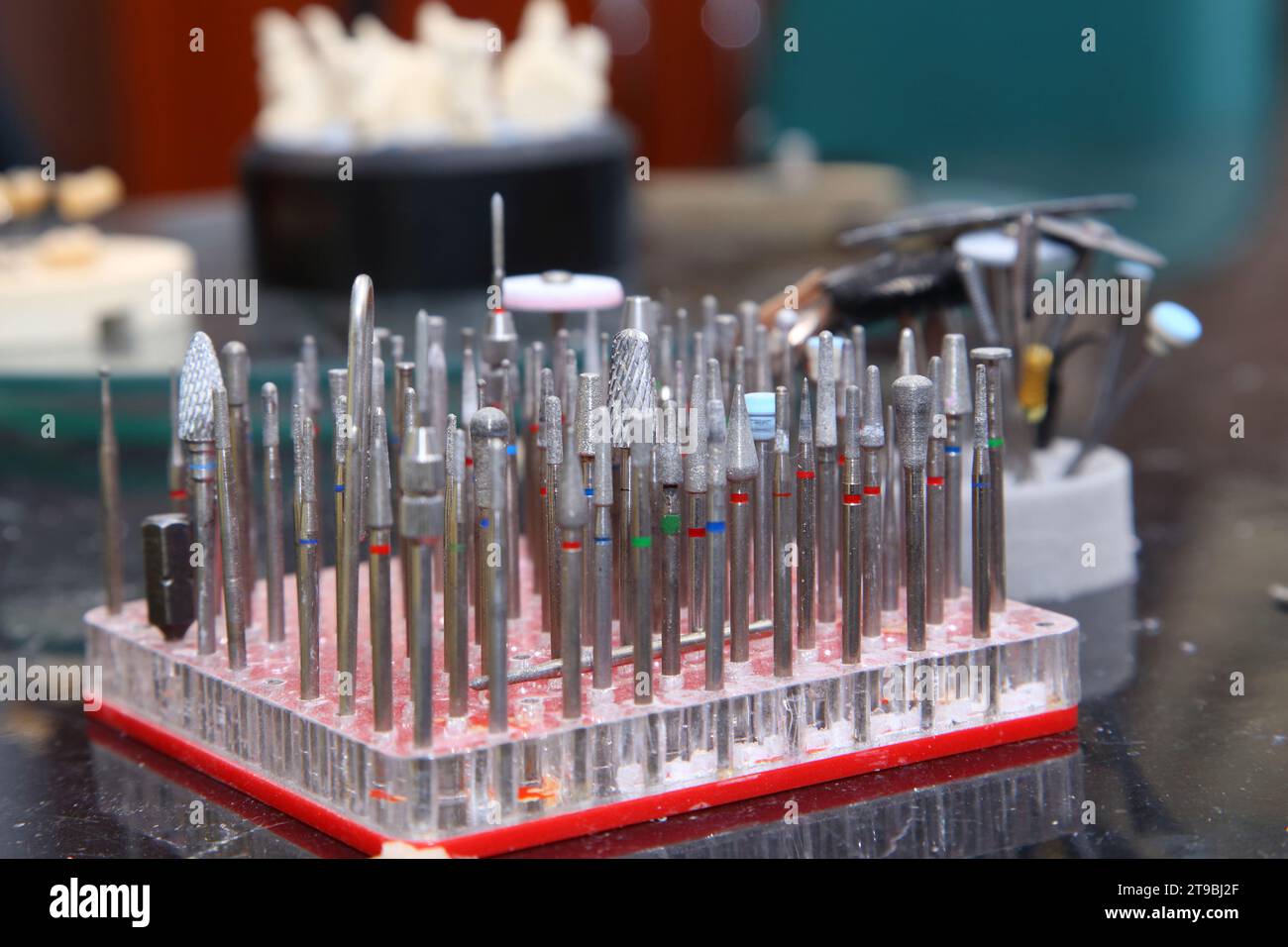 Fabrication of dental crowns and dentures made of ceramic. Scanning of