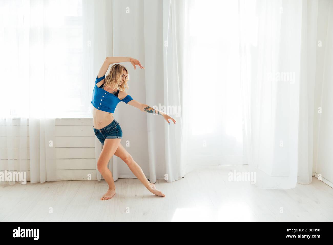 Dancing slim woman in glasses hi-res stock photography and images - Alamy