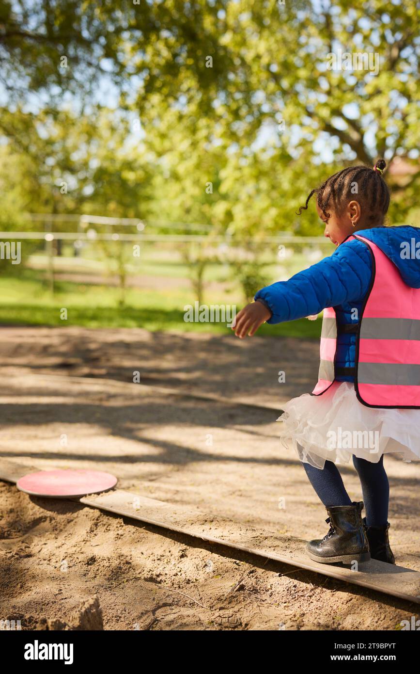 Girls wearing life vest hi-res stock photography and images - Alamy
