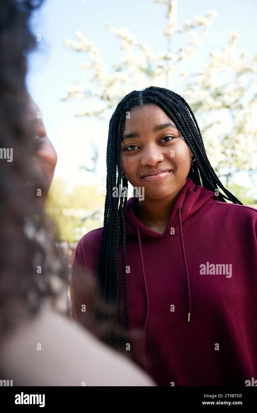 South african lady, smiling hi-res stock photography and images - Alamy