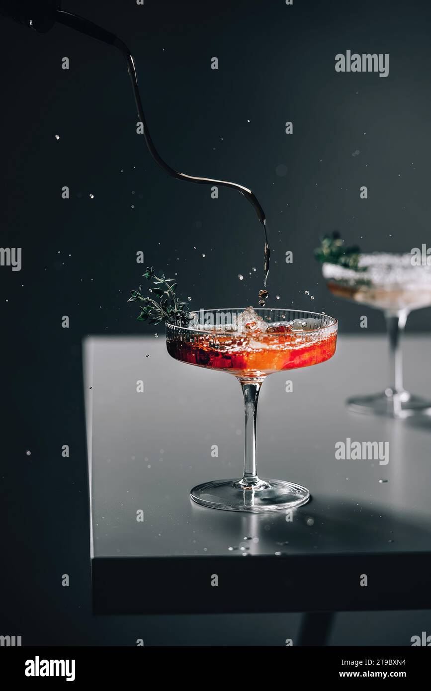 Beautiful images of drinks at restaurants, mixing drinks, Beautiful
