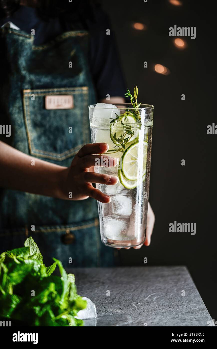 Beautiful images of drinks at restaurants, mixing drinks, Beautiful