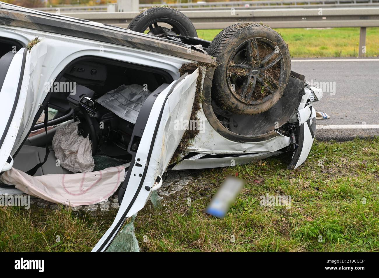 39+ Leipzig Junge Frau Unfall Vorgarten 10.11 2017, Am vormittag