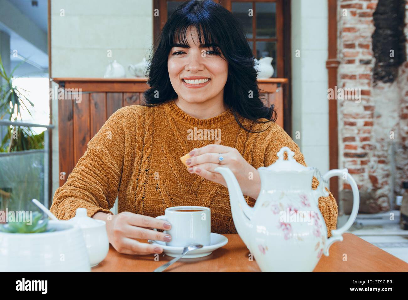Fashion model woman enjoy view hi-res stock photography and images - Alamy