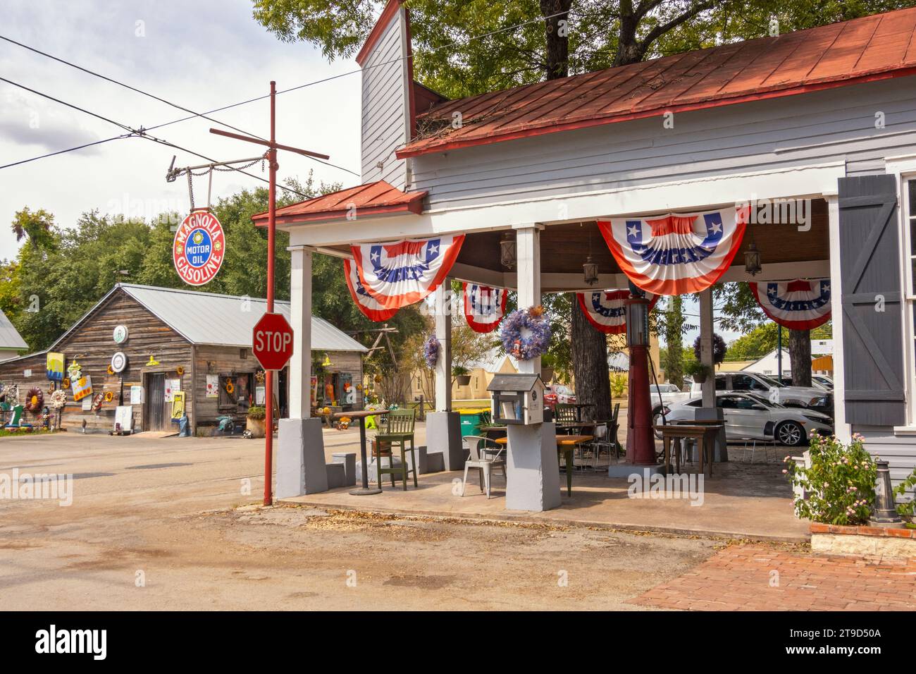 Texas,  Hill Country,  Medina County, Castroville, Historic District, restaurants and shops, historic Magnolia filling station Stock Photo