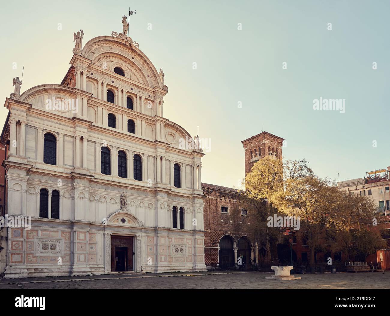 Venice old town hi-res stock photography and images - Alamy