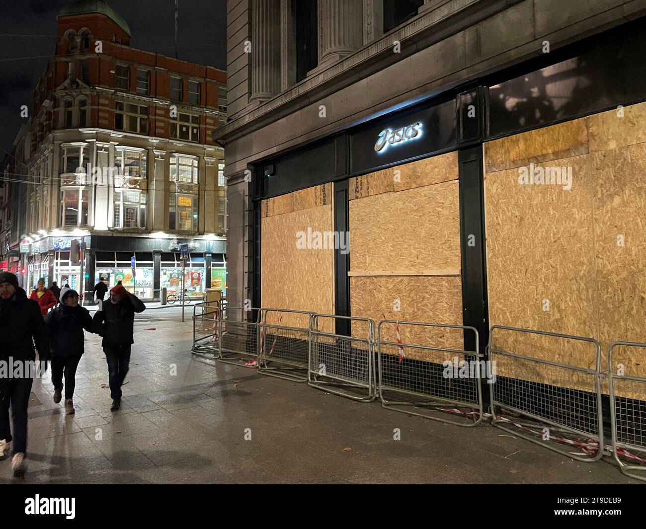 Asics store dublin clearance