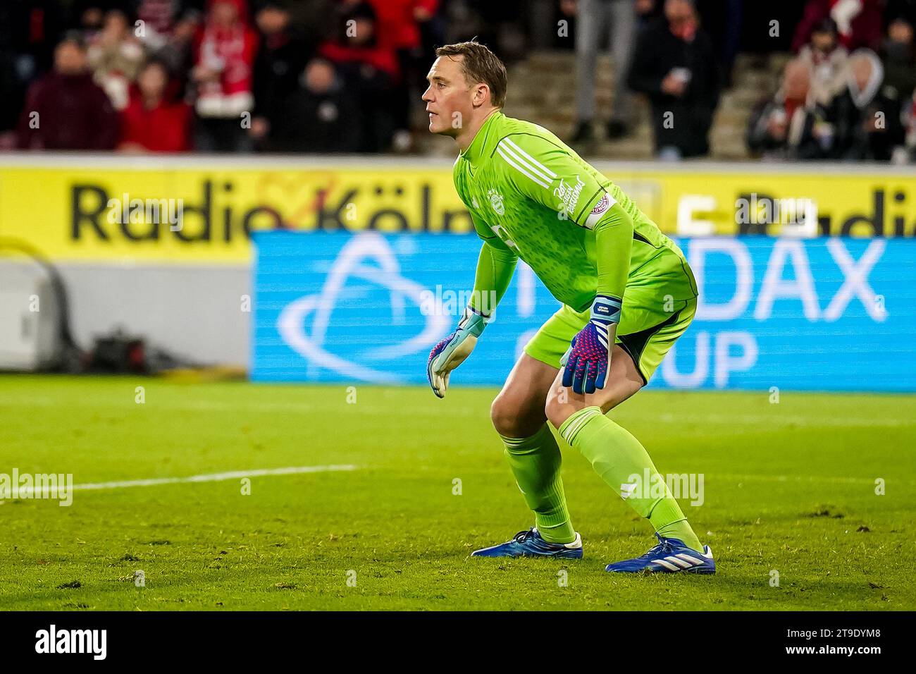 guantes manuel neuer 2023