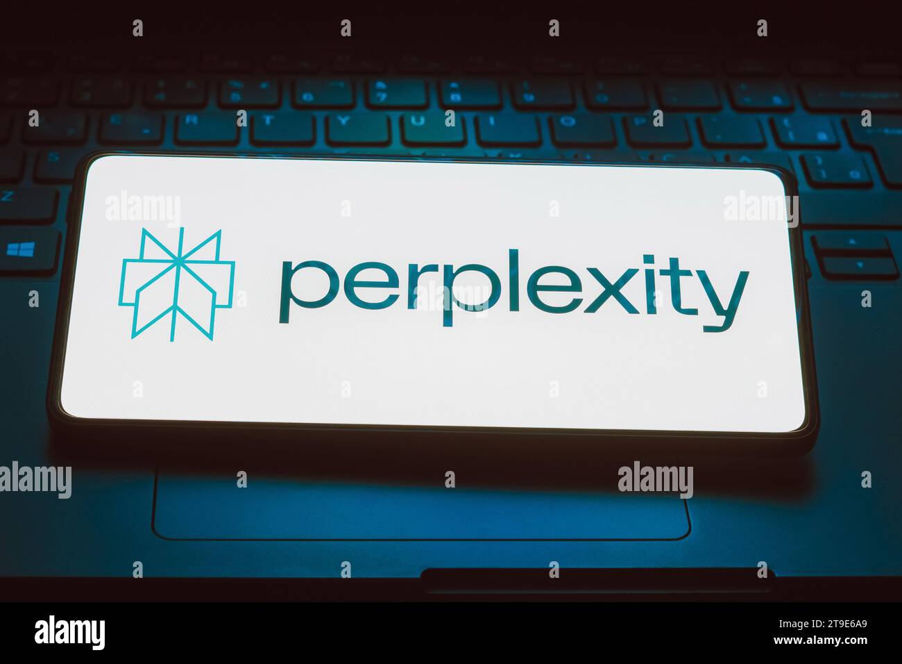 Perplexity ai logo hi-res stock photography and images - Alamy