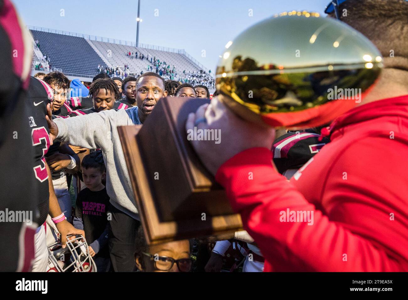 Iowa Colony, Texas, USA. 24th Nov, 2023. Jasper Bulldogs head coach ...