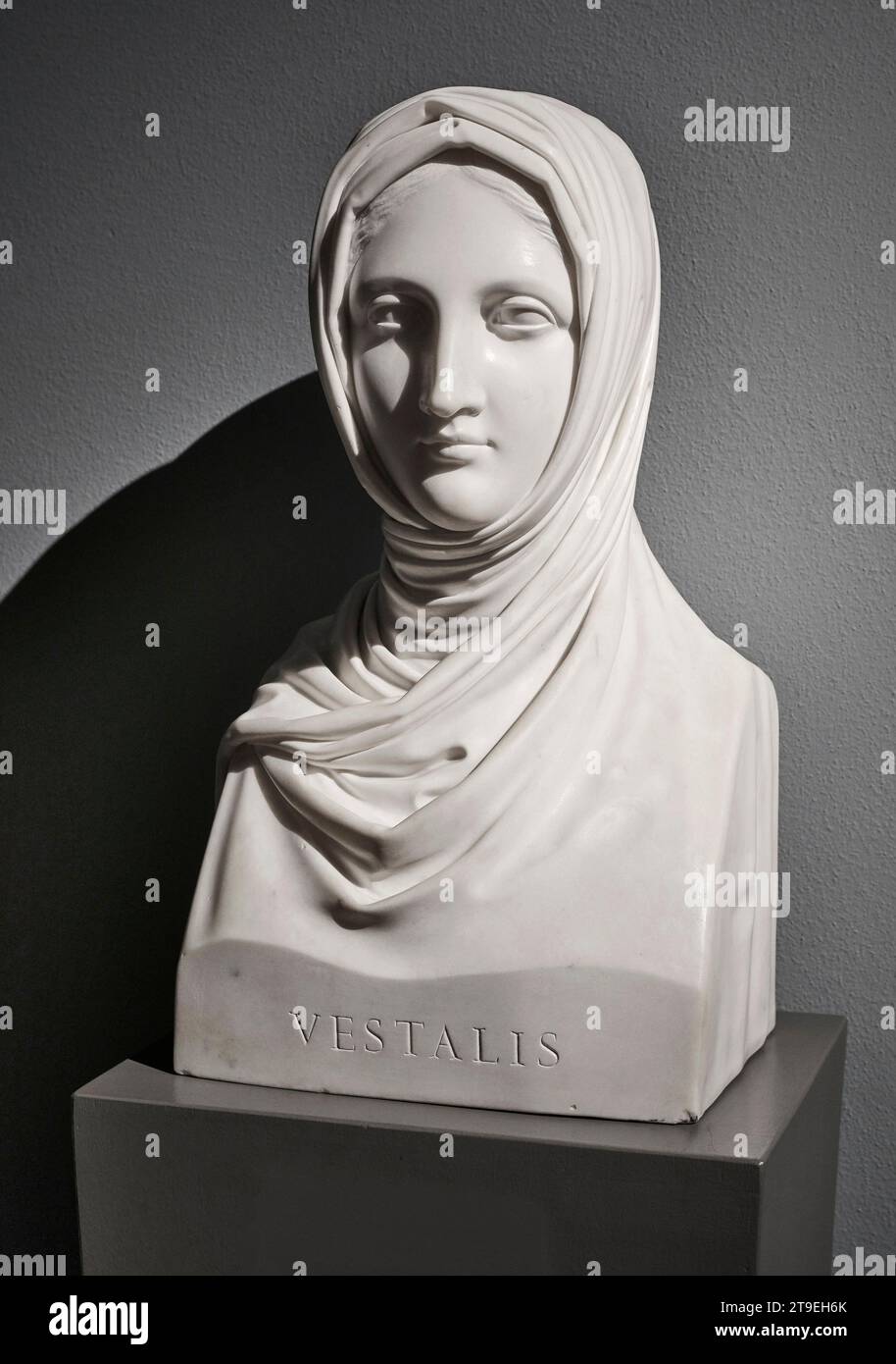 Vestale marmo Antonio Canova 1819 Milano, GAM, Galleria d’Arte