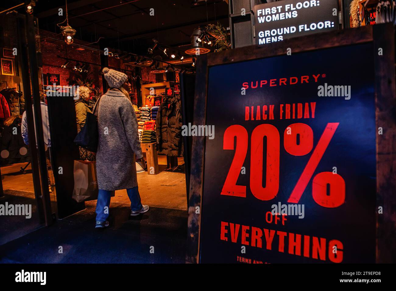 Superdry shops hi-res stock photography and images - Alamy