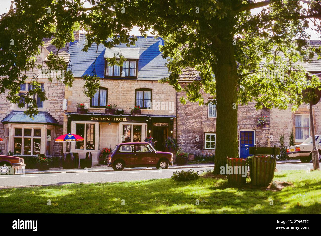 The Grapevine Hotel, Stow-on-the-Wold, Gloucestershire in 1985. Stock Photo