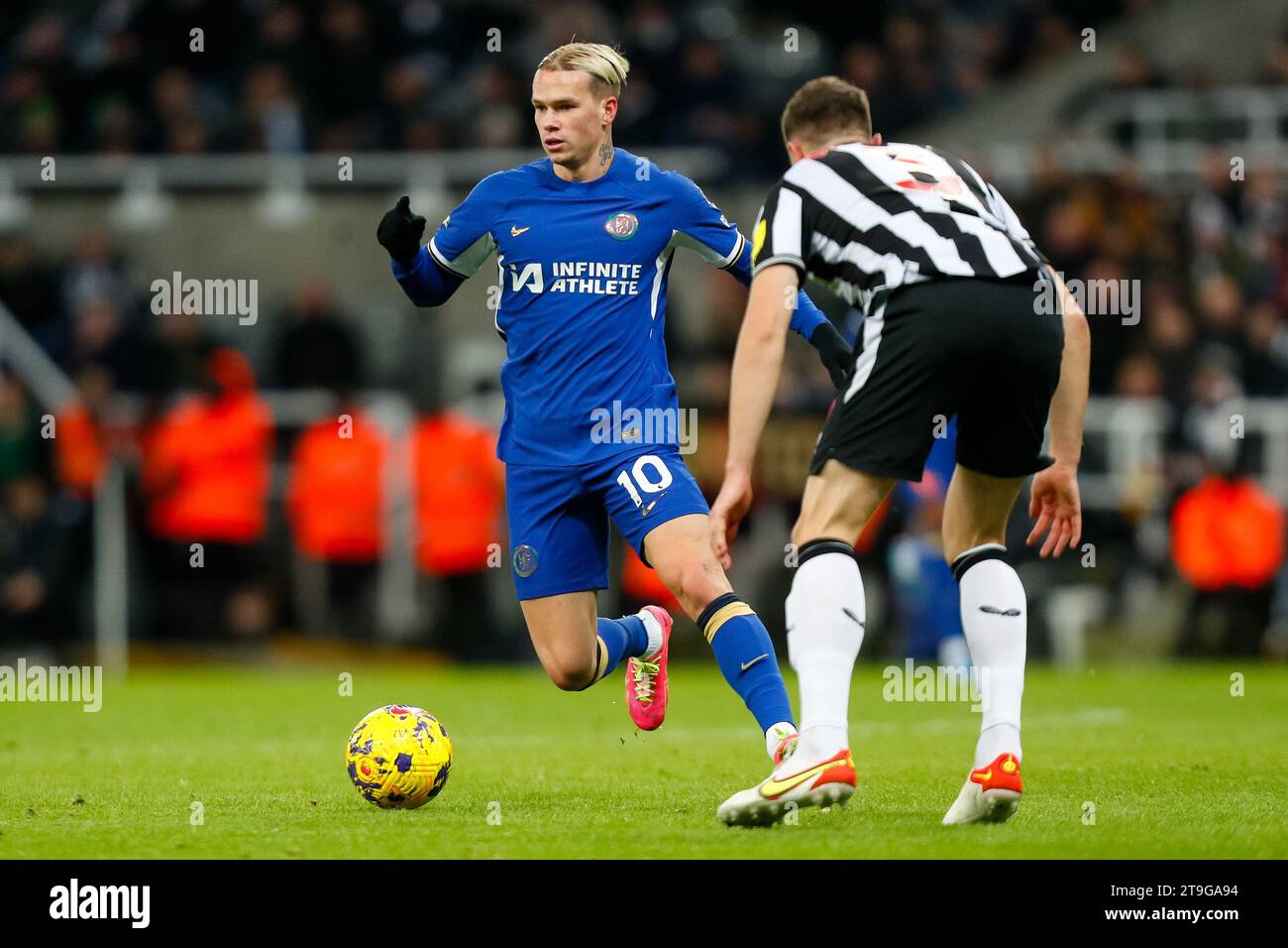 Mykhailo mudryk chelsea 2023 hi-res stock photography and images - Alamy