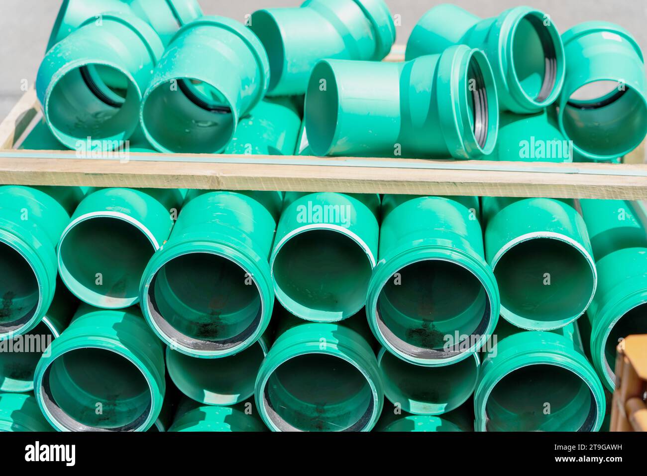 Plastic pipes, sewage system and cable laying, lagging, transportation system, wide PVC short