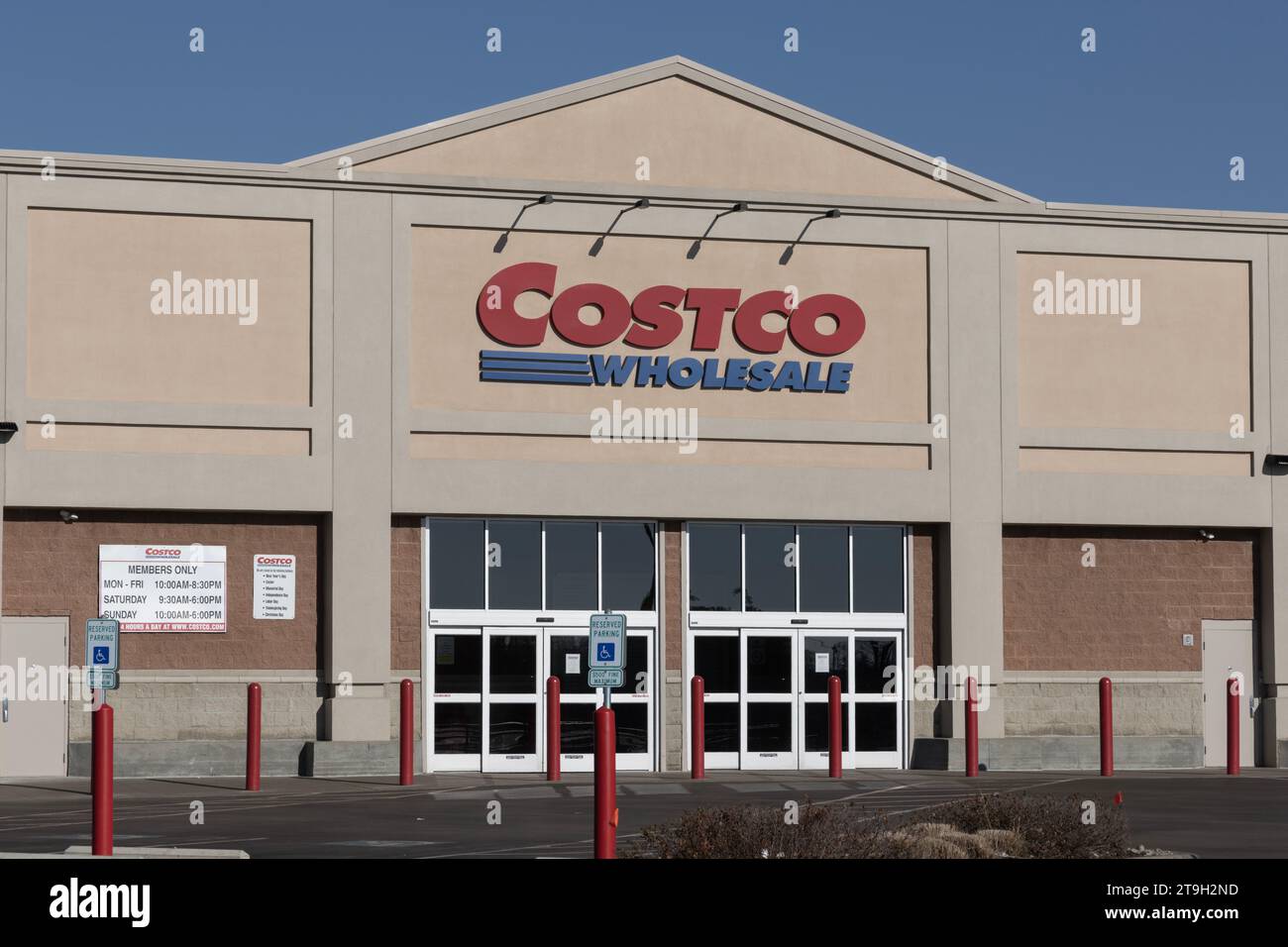 Cincinnati November 23, 2023 Costco Wholesale Location. Costco