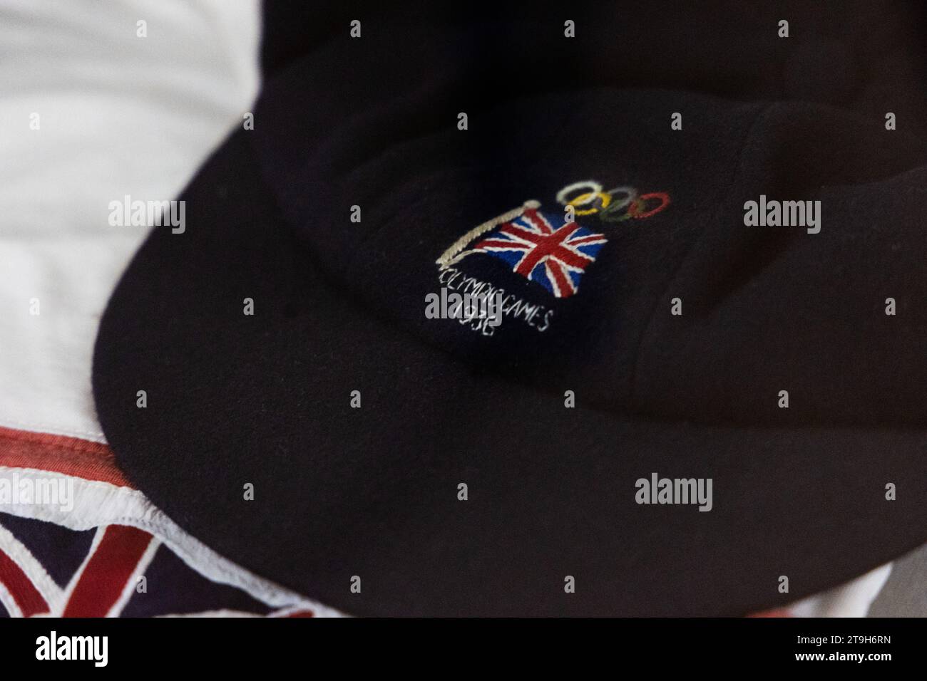 Ernest Johnson, British track cyclist, 1936 Olympic jersey and cap on display at Brooklands museum, Weybridge, Surrey, UK Stock Photo