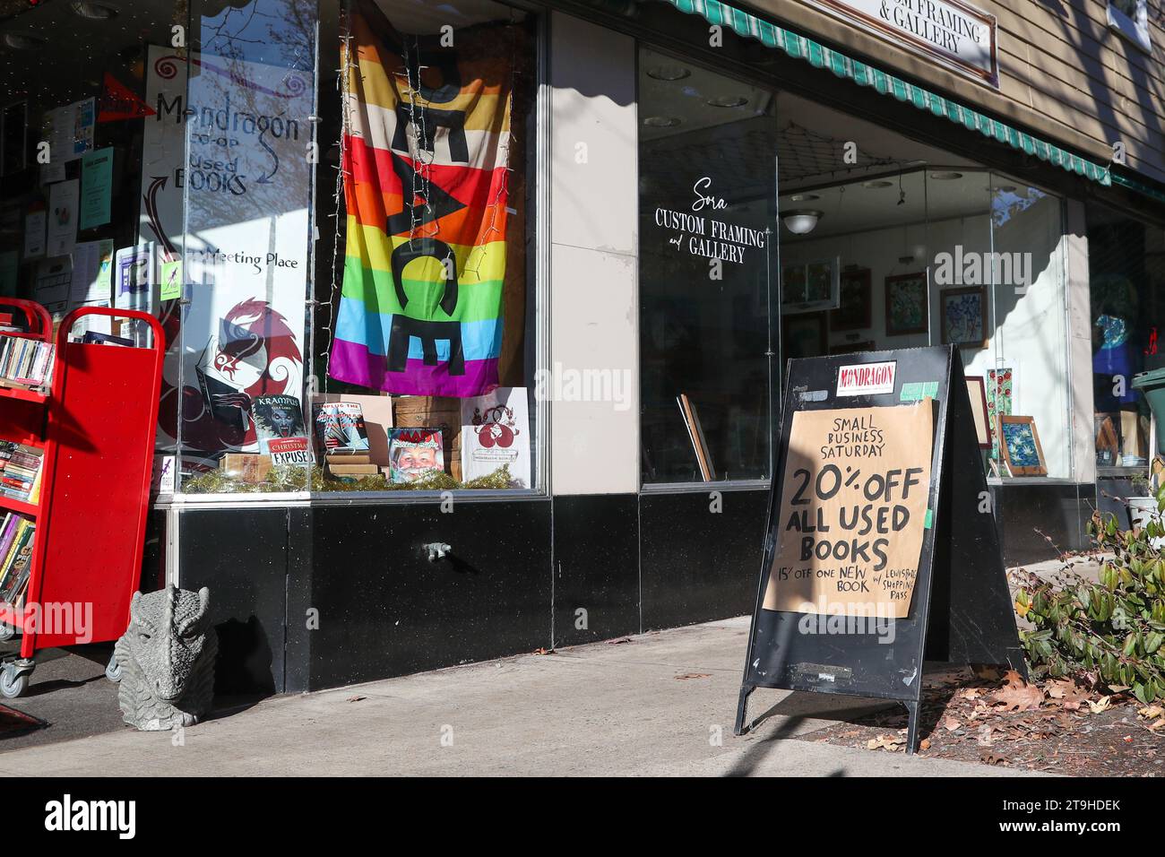 Lewisburg, United States. 25th Nov, 2023. A sign outside of Mondragon Books advertises its Small Business Saturday discount on November 25, 2023 in Lewisburg, Pennsylvania. (Photo by Paul Weaver/Sipa USA) Credit: Sipa USA/Alamy Live News Stock Photo