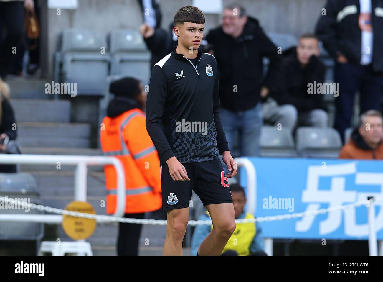 Ben parkinson english premier league hi-res stock photography and ...