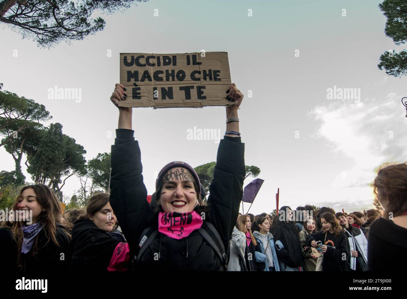 Violence against women hi-res stock photography and images - Alamy